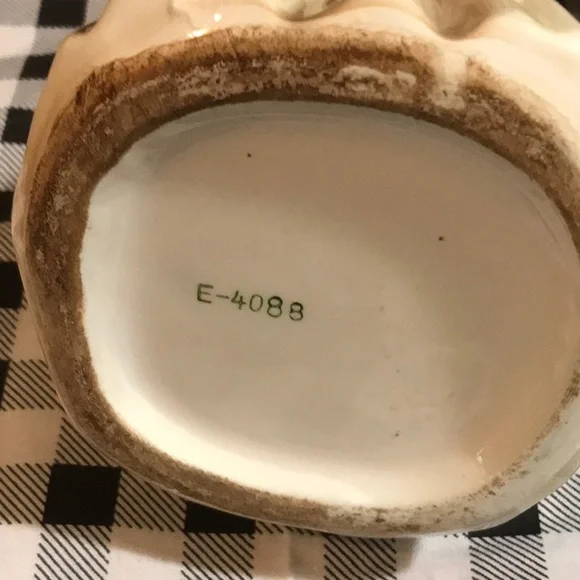 Enesco Vintage 7 inches full body young girl planter made of glass - Picture 4 of 6